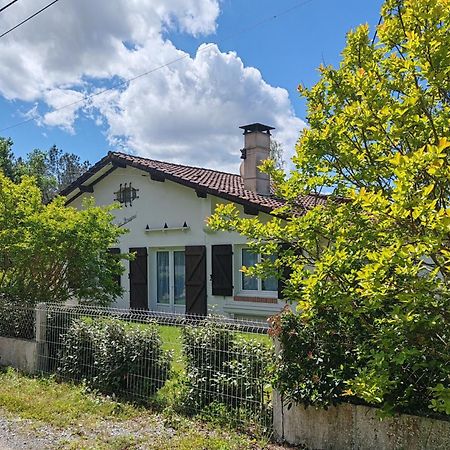 Les Bruyeres - Maison Villa Leon Exterior photo